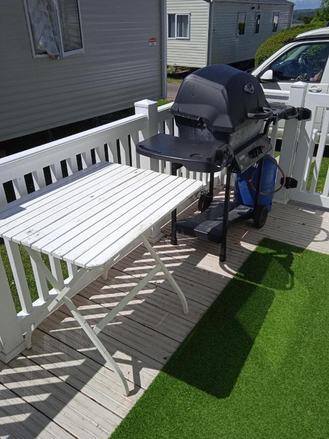 Chalet, Balcony, Bbq, Sleeps 6, Appartement Lytchett Minster Buitenkant foto